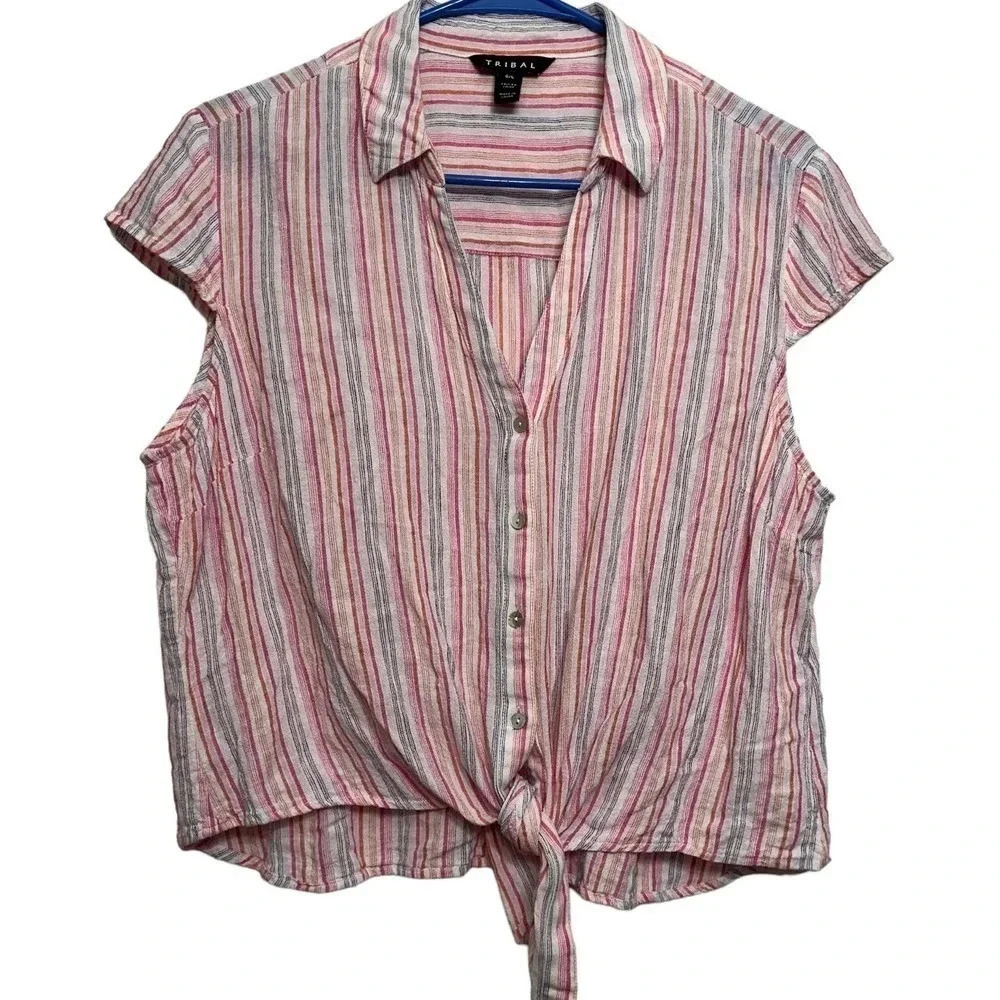 Tribal women’s lining blend short sleeve shirt. Size large
